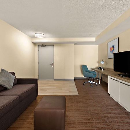 Hilton Garden Inn Вильямсбург Экстерьер фото
