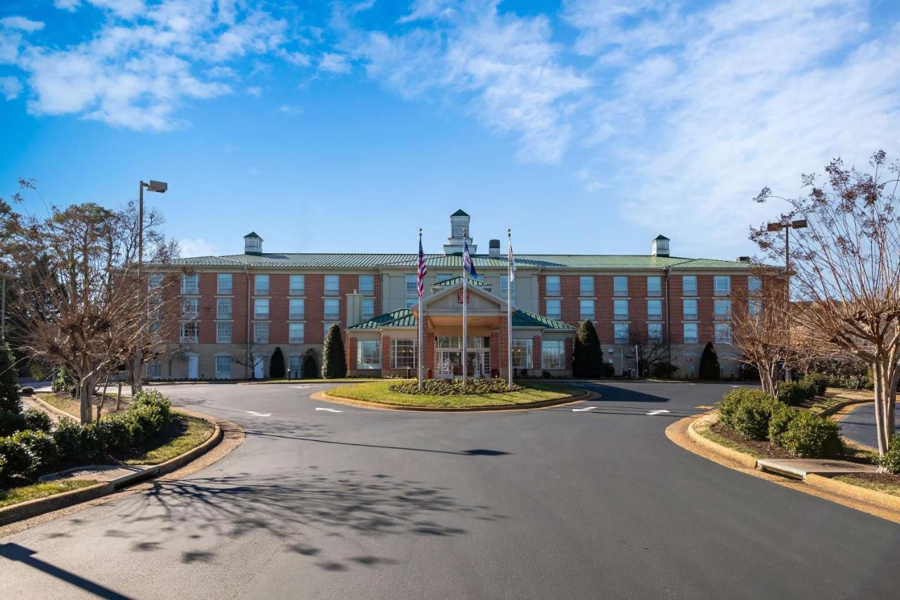 Hilton Garden Inn Вильямсбург Экстерьер фото