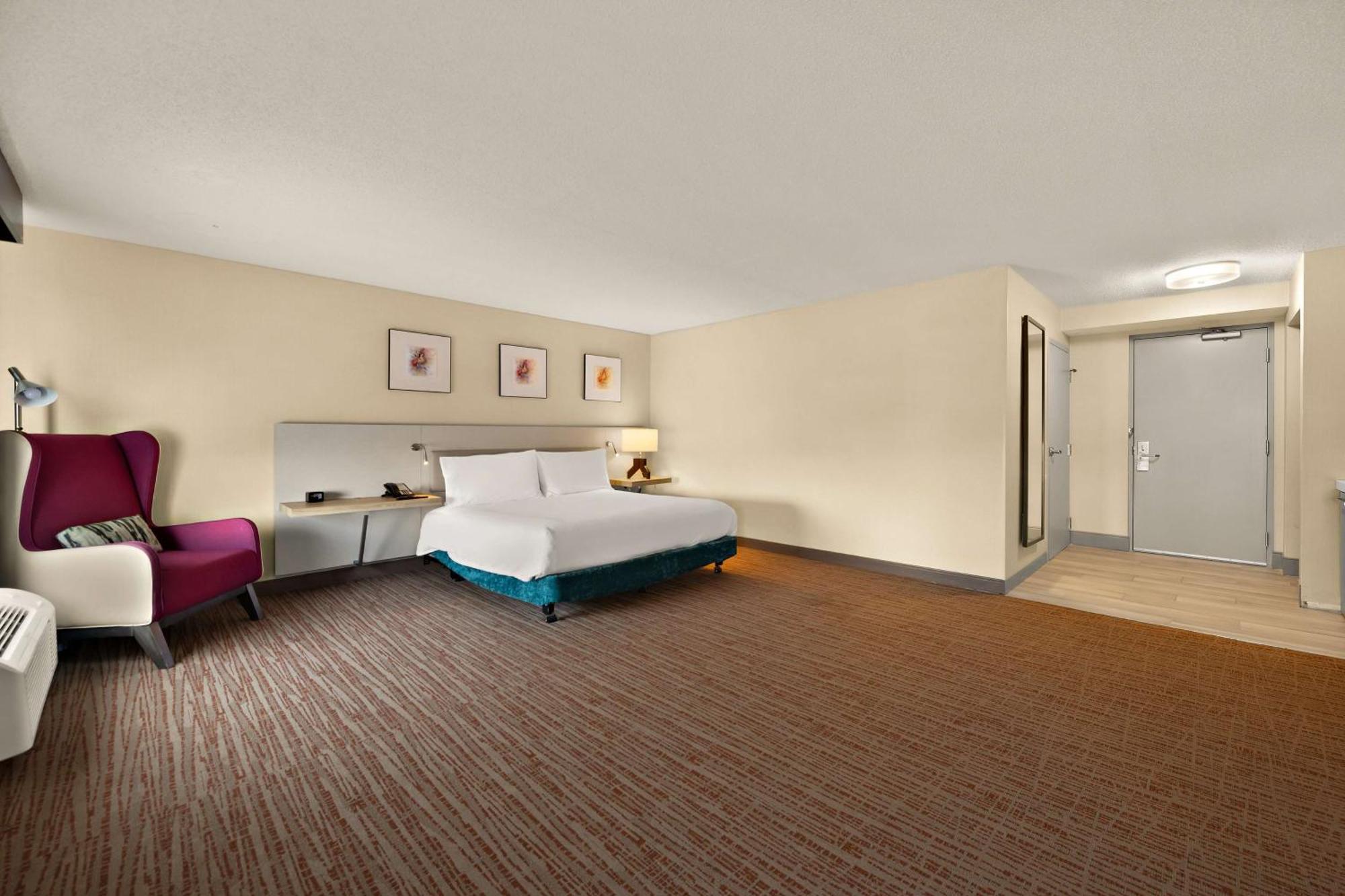 Hilton Garden Inn Вильямсбург Экстерьер фото